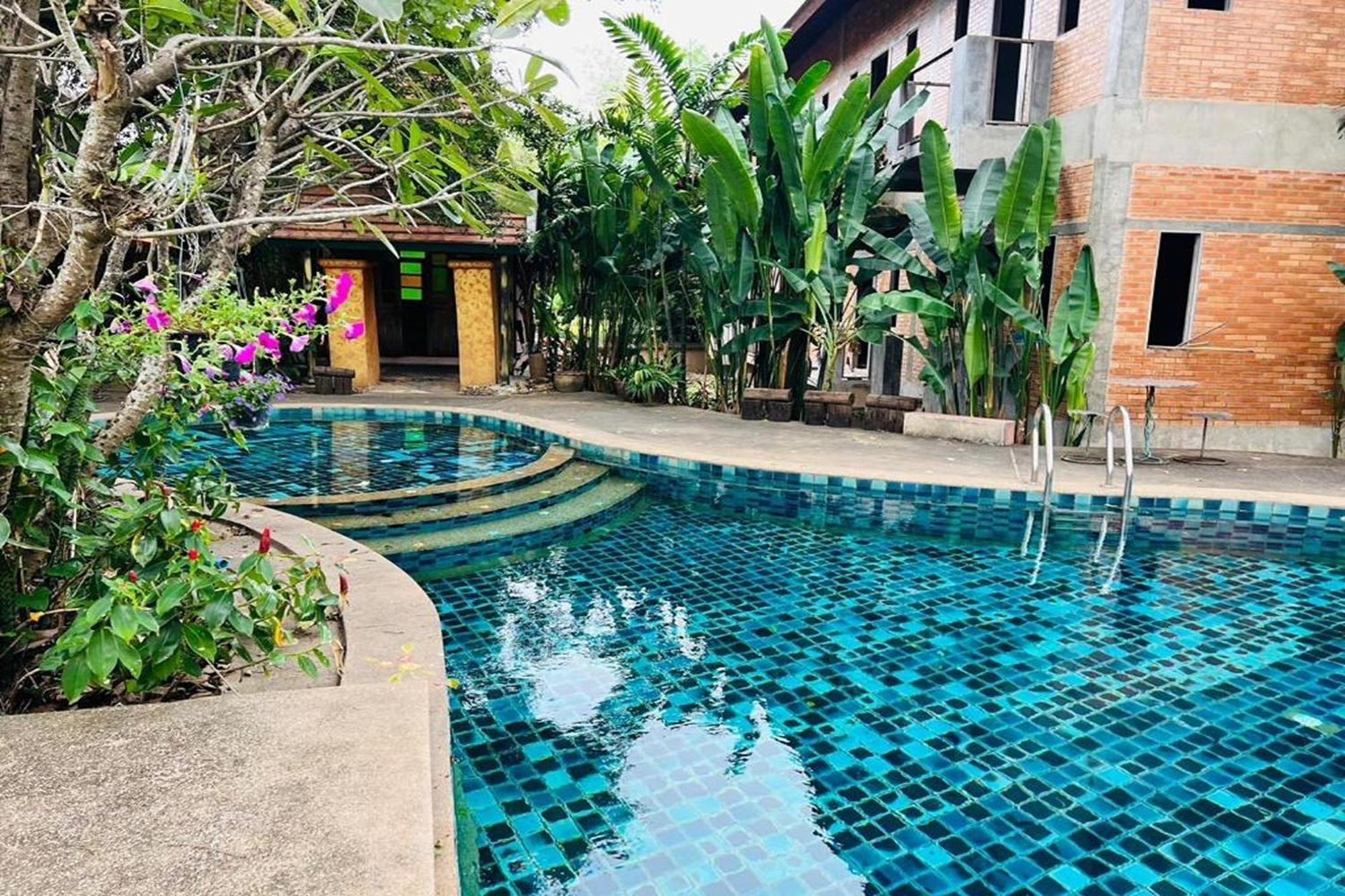 Amethyst Hotel Chiang Mai Exteriör bild