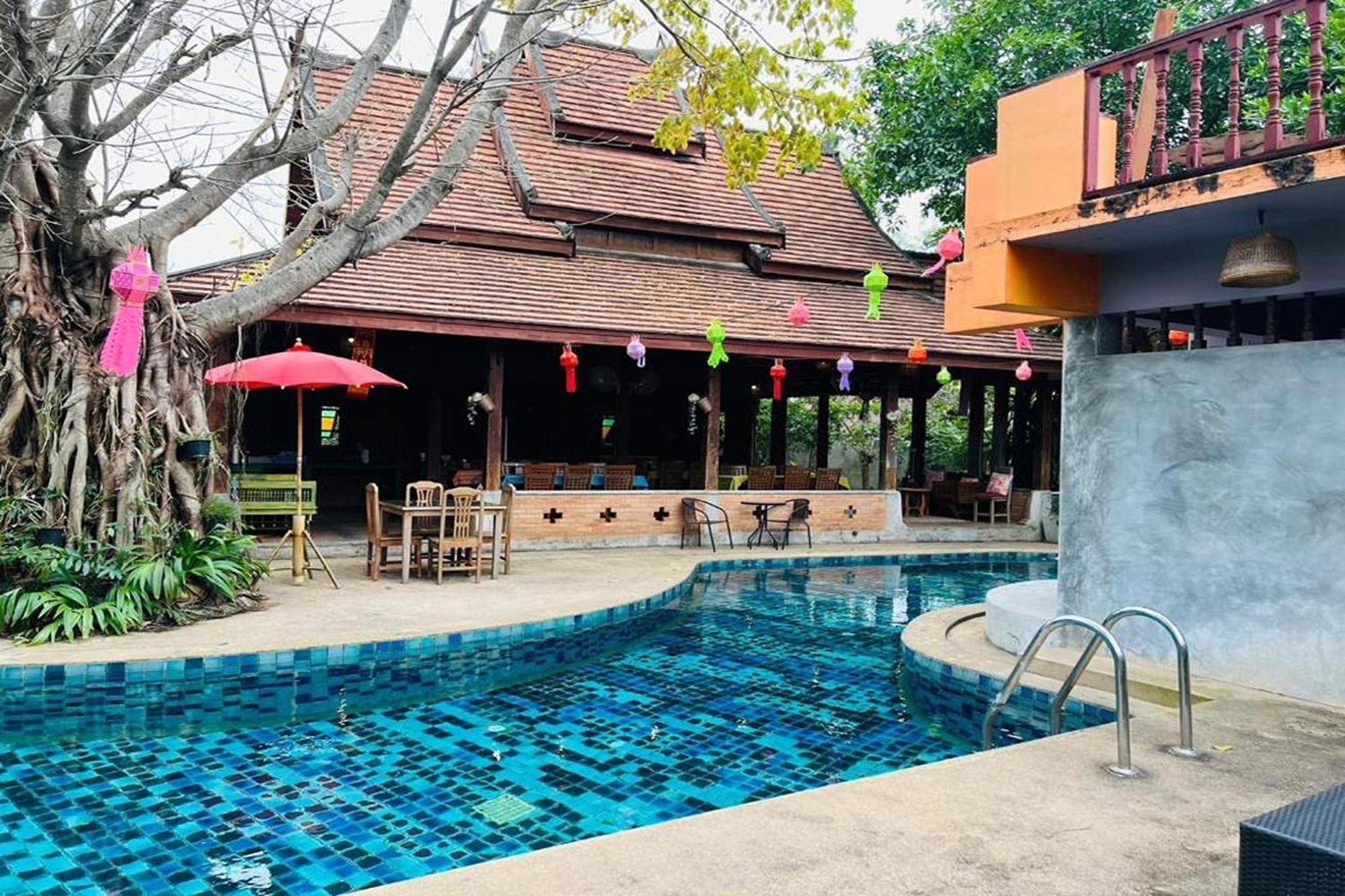 Amethyst Hotel Chiang Mai Exteriör bild